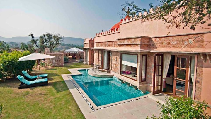Top 10 Romantic Private  Pool Villas  in India