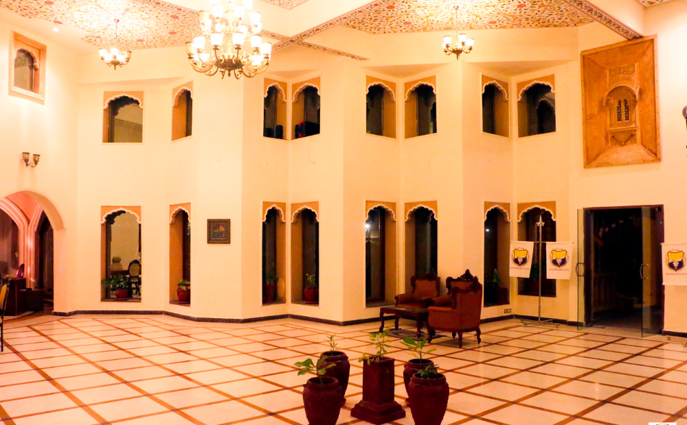 Hotel-Deoki-Niwas-Palace-Jaisalmer-43-lobby.jpg