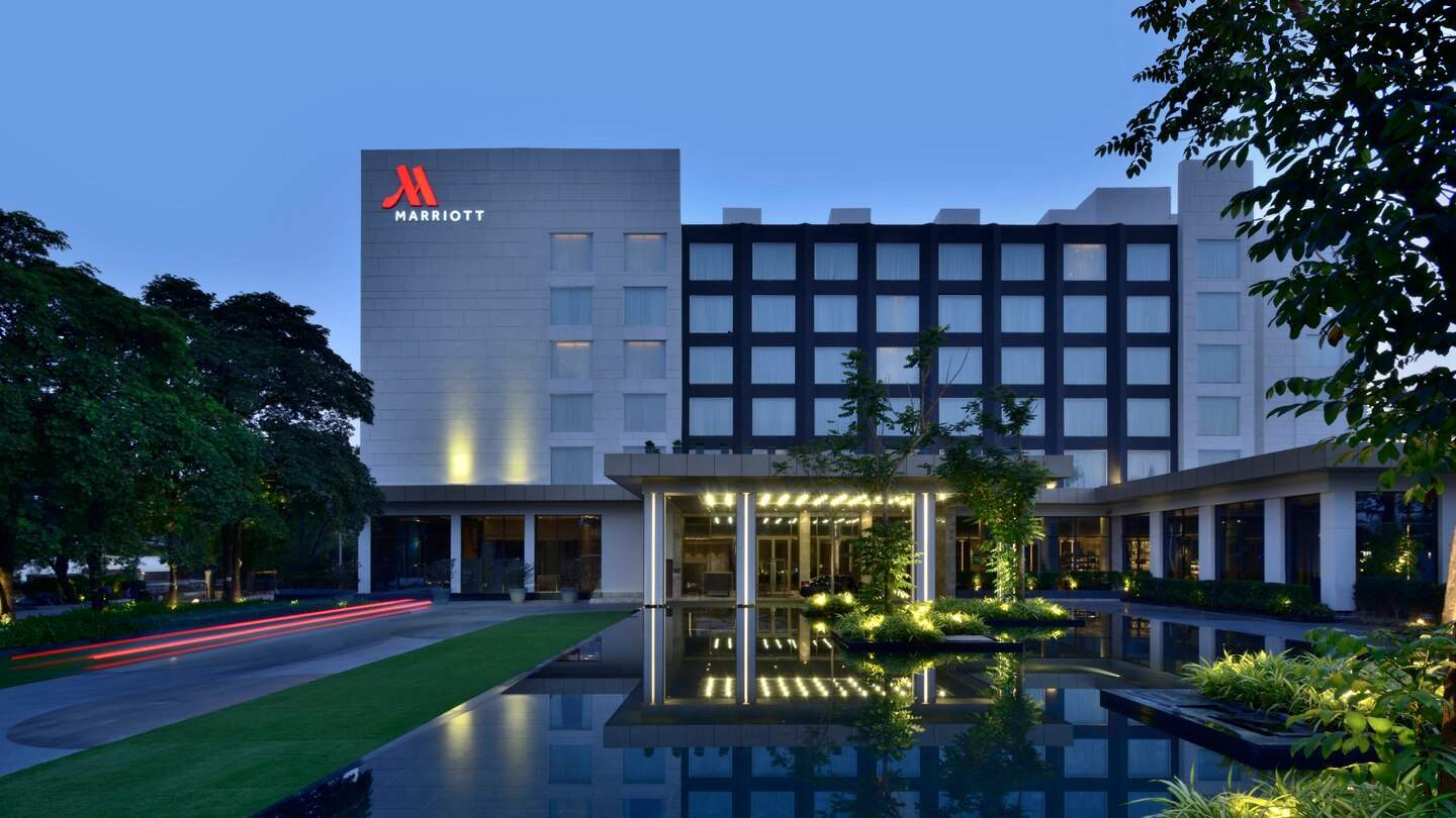 Indore%20Marriott%20Hotel%20outerview.jpg