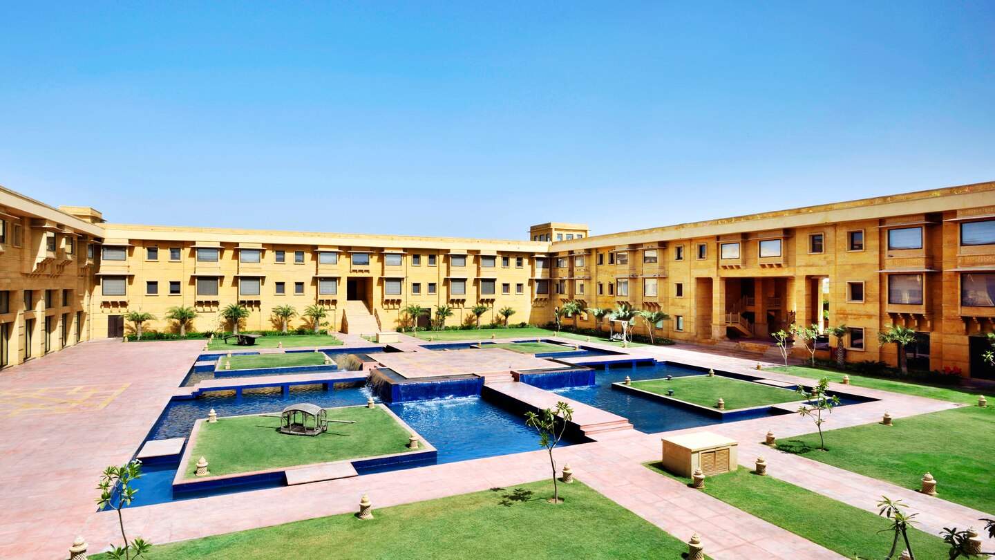 Jaisalmer%20Marriott%20Resort%20and%20Spa%20ground.jpg